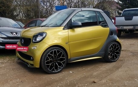 Smart Fortwo III, 2016 год, 1 680 000 рублей, 2 фотография