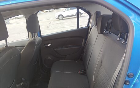 Renault Logan II, 2018 год, 1 200 000 рублей, 17 фотография