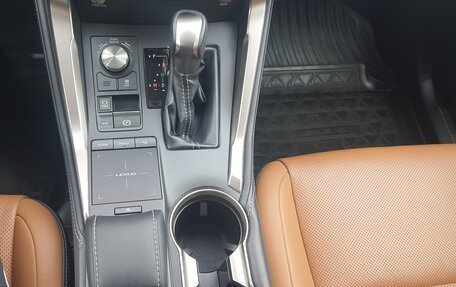 Lexus NX I, 2019 год, 3 800 000 рублей, 23 фотография