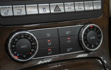 Mercedes-Benz SLK-Класс, 2012 год, 2 459 000 рублей, 23 фотография
