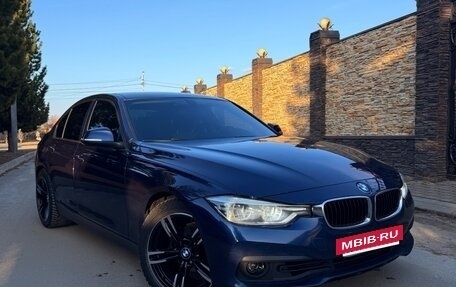 BMW 3 серия, 2017 год, 2 430 000 рублей, 3 фотография
