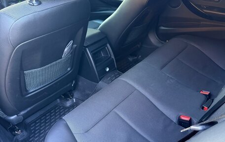 BMW 3 серия, 2017 год, 2 430 000 рублей, 14 фотография