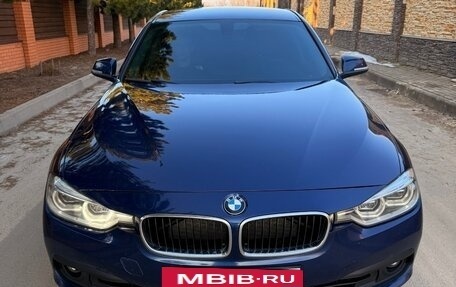 BMW 3 серия, 2017 год, 2 430 000 рублей, 24 фотография