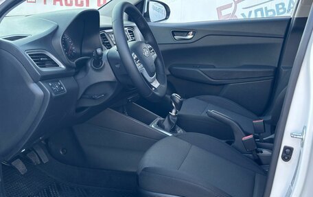 Hyundai Solaris II рестайлинг, 2021 год, 1 199 000 рублей, 9 фотография