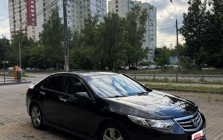 Honda Accord VIII рестайлинг, 2011 год, 1 250 000 рублей, 1 фотография