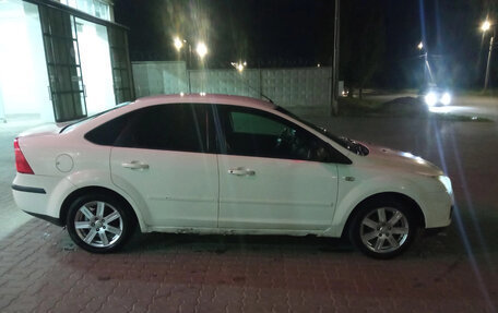 Ford Focus II рестайлинг, 2006 год, 330 000 рублей, 3 фотография