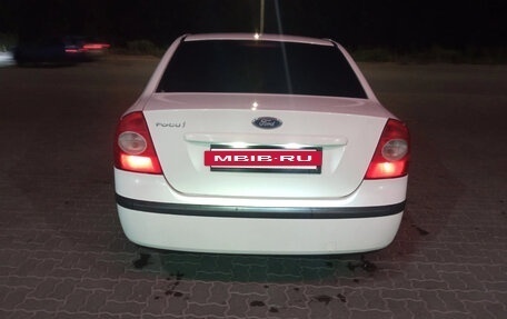 Ford Focus II рестайлинг, 2006 год, 330 000 рублей, 5 фотография