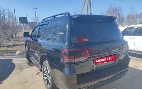 Toyota Land Cruiser 200, 2016 год, 5 450 000 рублей, 2 фотография