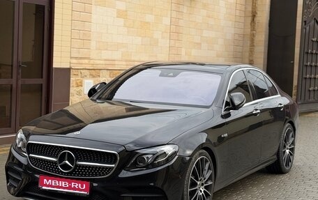 Mercedes-Benz E-Класс, 2018 год, 2 950 000 рублей, 1 фотография
