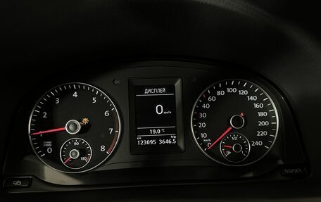 Volkswagen Touran III, 2011 год, 1 200 000 рублей, 11 фотография