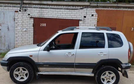 Chevrolet Niva I рестайлинг, 2005 год, 265 000 рублей, 5 фотография
