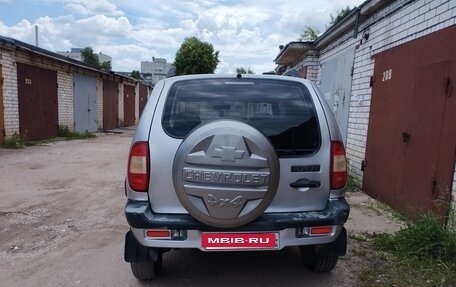 Chevrolet Niva I рестайлинг, 2005 год, 265 000 рублей, 2 фотография
