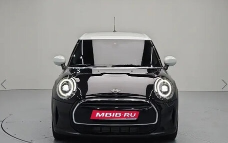 MINI Hatch, 2023 год, 1 фотография