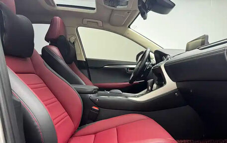 Lexus NX I, 2020 год, 2 500 000 рублей, 17 фотография