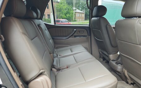 Toyota Sequoia II рестайлинг, 2003 год, 1 780 000 рублей, 5 фотография