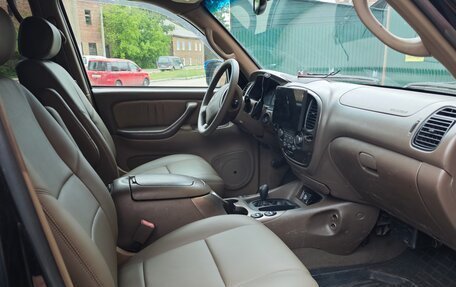 Toyota Sequoia II рестайлинг, 2003 год, 1 780 000 рублей, 6 фотография