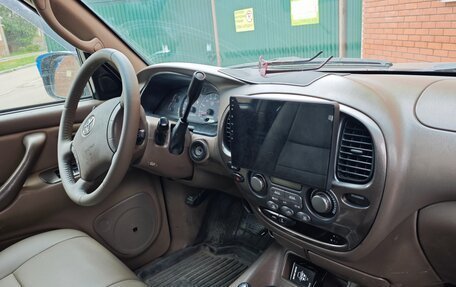 Toyota Sequoia II рестайлинг, 2003 год, 1 780 000 рублей, 7 фотография