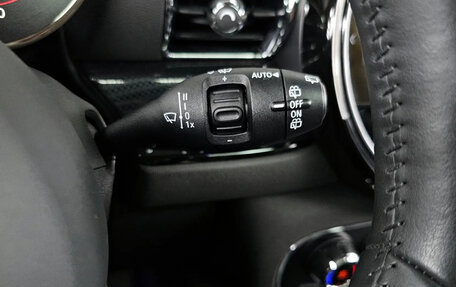 MINI Clubman, 2023 год, 1 750 000 рублей, 13 фотография