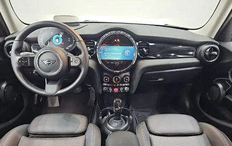 MINI Hatch, 2023 год, 6 фотография