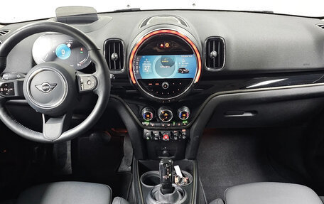 MINI Countryman II (F60), 2023 год, 1 900 000 рублей, 9 фотография