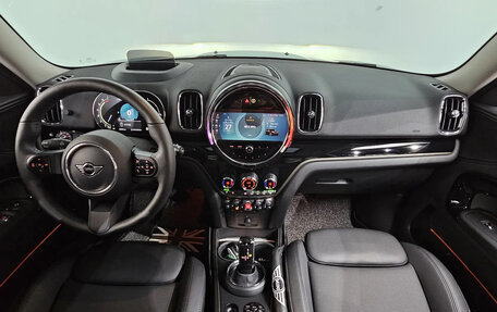 MINI Countryman II (F60), 2023 год, 1 980 000 рублей, 9 фотография