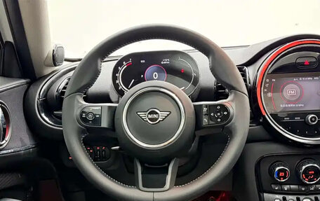 MINI Clubman, 2023 год, 1 860 000 рублей, 13 фотография