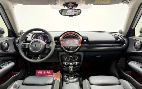 MINI Clubman, 2023 год, 1 860 000 рублей, 14 фотография