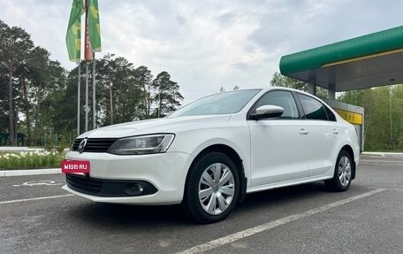 Volkswagen Jetta VI, 2013 год, 980 000 рублей, 11 фотография