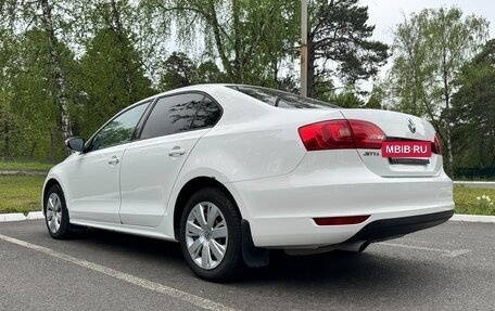 Volkswagen Jetta VI, 2013 год, 980 000 рублей, 10 фотография