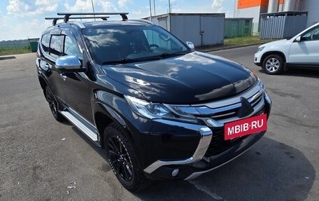 Mitsubishi Pajero Sport III рестайлинг, 2019 год, 3 000 000 рублей, 8 фотография