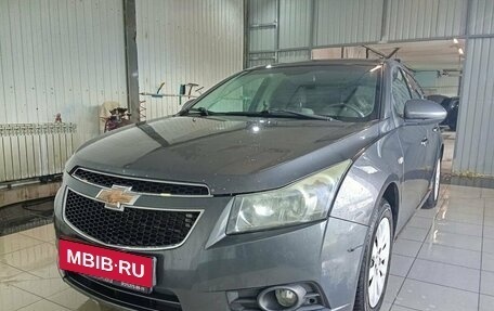 Chevrolet Cruze II, 2009 год, 599 000 рублей, 1 фотография