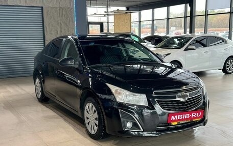 Chevrolet Cruze II, 2013 год, 800 000 рублей, 3 фотография