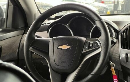 Chevrolet Cruze II, 2013 год, 800 000 рублей, 20 фотография