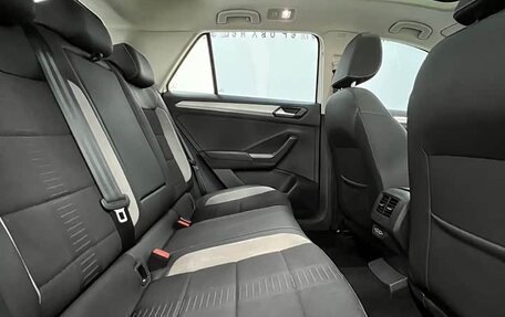 Volkswagen T-Roc I, 2022 год, 1 490 000 рублей, 9 фотография