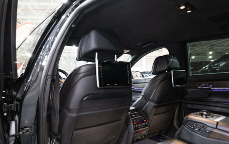 BMW 7 серия, 2014 год, 3 750 000 рублей, 13 фотография