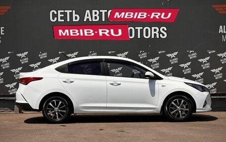 Hyundai Solaris II рестайлинг, 2020 год, 1 339 000 рублей, 9 фотография