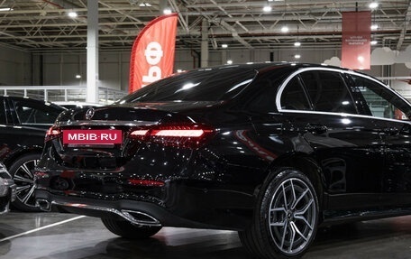 Mercedes-Benz E-Класс, 2020 год, 5 250 000 рублей, 9 фотография