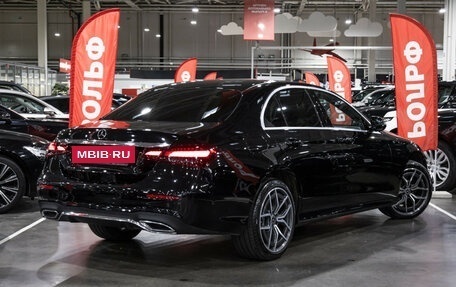 Mercedes-Benz E-Класс, 2020 год, 5 250 000 рублей, 8 фотография