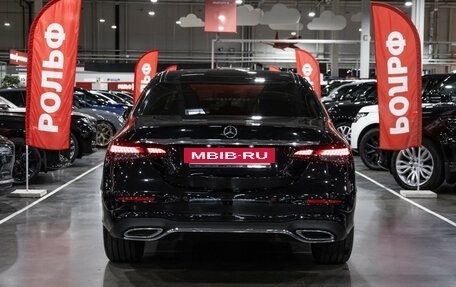 Mercedes-Benz E-Класс, 2020 год, 5 250 000 рублей, 10 фотография