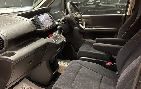 Honda Stepwgn IV, 2010 год, 1 250 000 рублей, 10 фотография