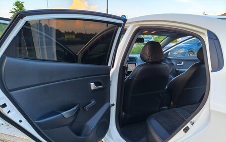 KIA Rio III рестайлинг, 2015 год, 949 000 рублей, 9 фотография