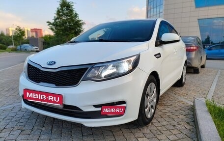 KIA Rio III рестайлинг, 2015 год, 949 000 рублей, 3 фотография