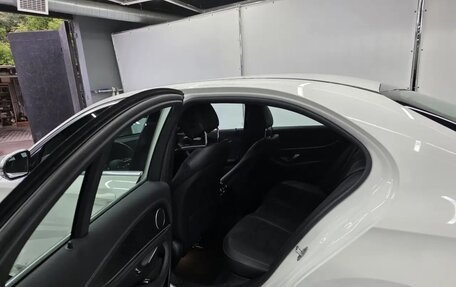 Mercedes-Benz E-Класс, 2020 год, 4 600 000 рублей, 21 фотография