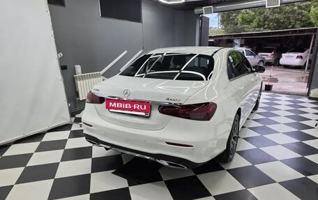 Mercedes-Benz E-Класс, 2020 год, 4 600 000 рублей, 23 фотография