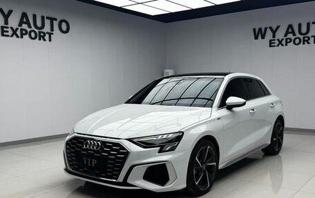 Audi A3, 2022 год, 1 700 000 рублей, 2 фотография