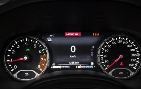 Jeep Renegade I рестайлинг, 2023 год, 1 700 000 рублей, 8 фотография
