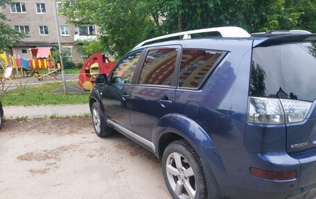 Mitsubishi Outlander III рестайлинг 3, 2008 год, 1 000 050 рублей, 3 фотография
