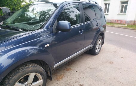 Mitsubishi Outlander III рестайлинг 3, 2008 год, 1 000 050 рублей, 5 фотография