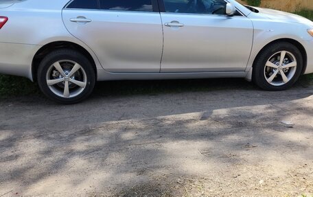 Toyota Camry, 2008 год, 1 150 000 рублей, 8 фотография