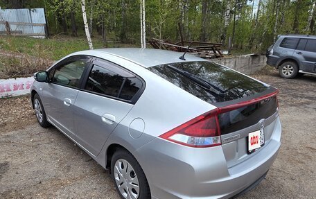 Honda Insight II рестайлинг, 2013 год, 810 000 рублей, 8 фотография